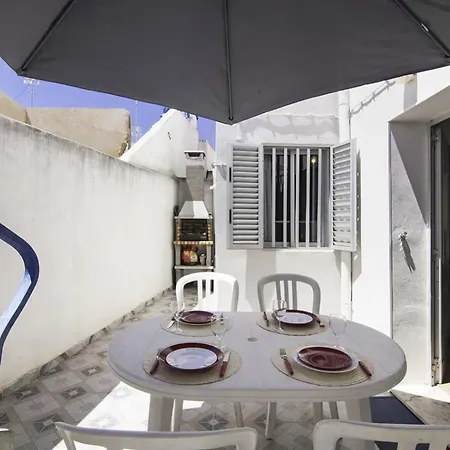 Holiday home Moradia Em *